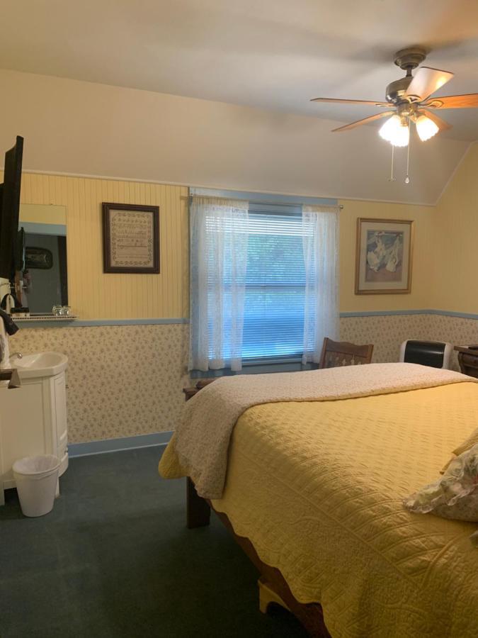 Mount Shasta Ranch Bed And Breakfast Exterior foto