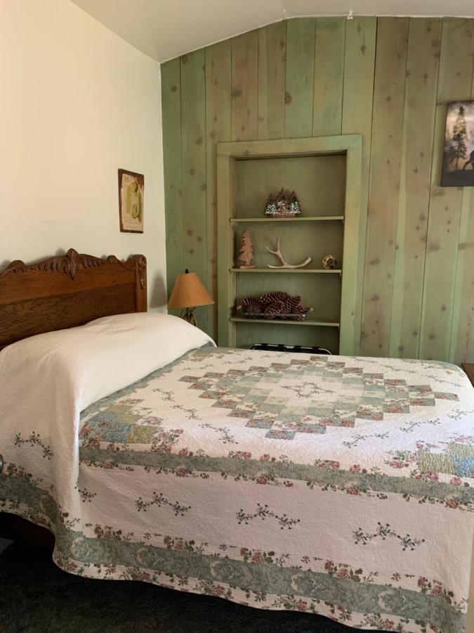 Mount Shasta Ranch Bed And Breakfast Exterior foto
