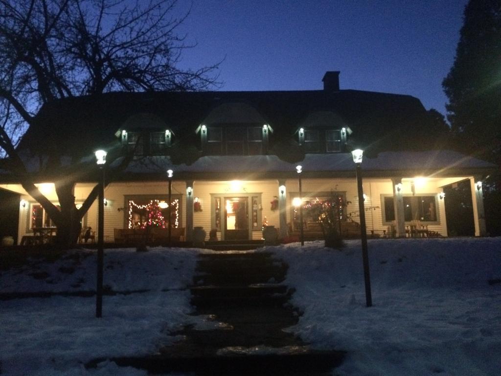 Mount Shasta Ranch Bed And Breakfast Exterior foto